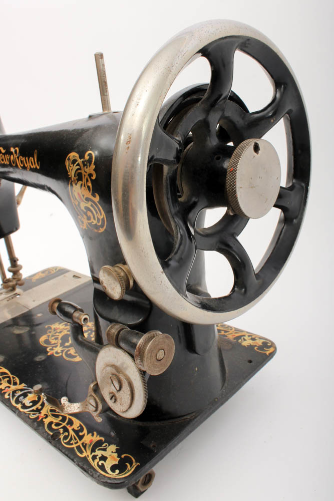 Vintage New Royal Sewing Machine EBTH